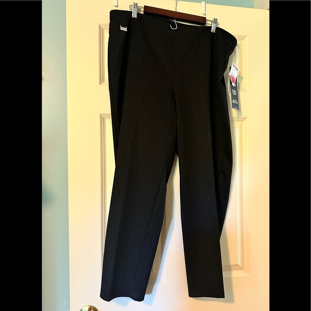Zac and Rachel women’s size 2X pin striped dress pants. Brand new.